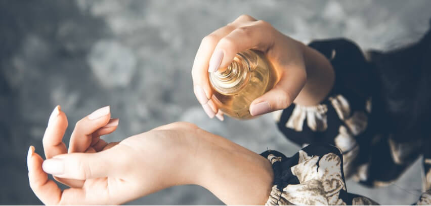 Should You Switch To Body Mist From Perfumes?